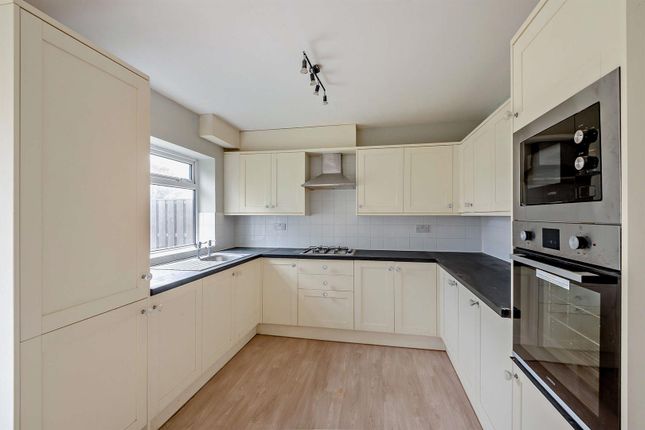 Melton Avenue, Barnsley photo 2