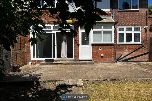 Brunswick Road, London photo 2