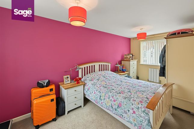 Valley Meadow Close, Newport photo 4