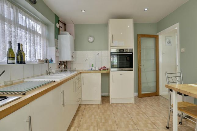 11, Chalkridge Road, Portsmouth photo 4