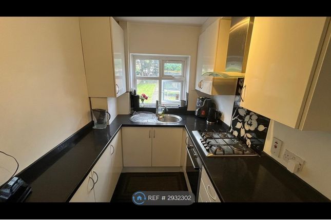 Sunbury Road, Feltham photo 3