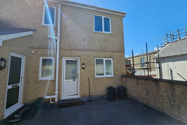 Flat 2 6a West Street, Gorseinon, Swansea photo 5