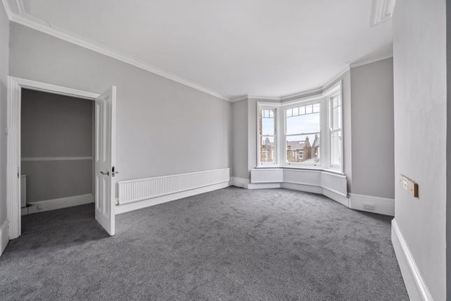 Flat to rent in South Mansions, Gondar Gardens, West Hampstead, London