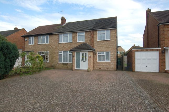 Thumbnail Detached house for sale in Leybourne Avenue, Byfleet