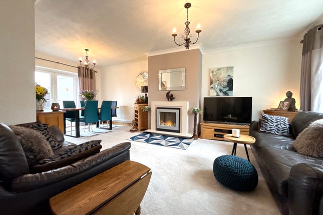 18 Devonshire Drive, Aberdare photo 2