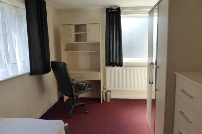 Room to rent in New Town Road, Colchester