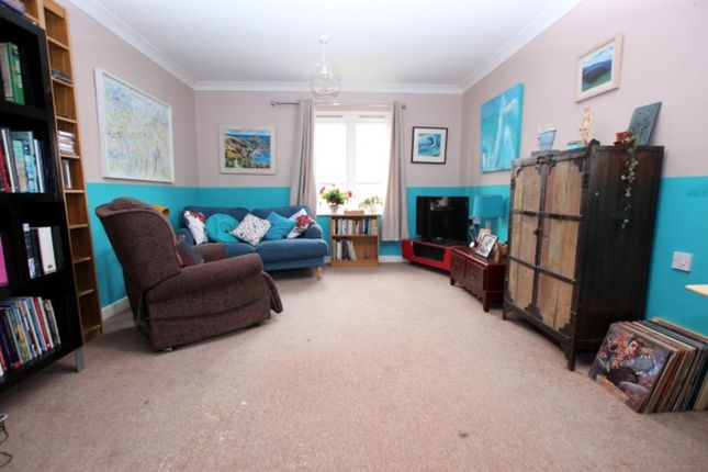 Flat for sale in Cresswell Close, Kidlington