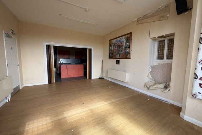 44 Kirkley Cliff Road, Lowestoft photo 4