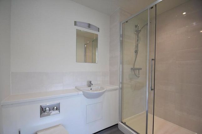 Peel Close, Gerrards Cross photo 5