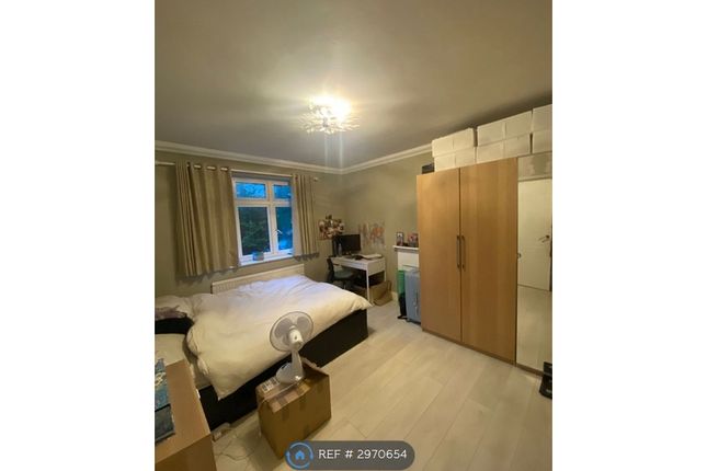 Sheepcot Lane, Watford photo 2