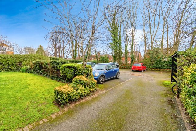 Flat 1, Dorchester Court, 54, Westwood Road, Hampshire photo 2