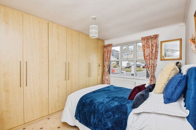 38, Walker Grove, Morecambe photo 3