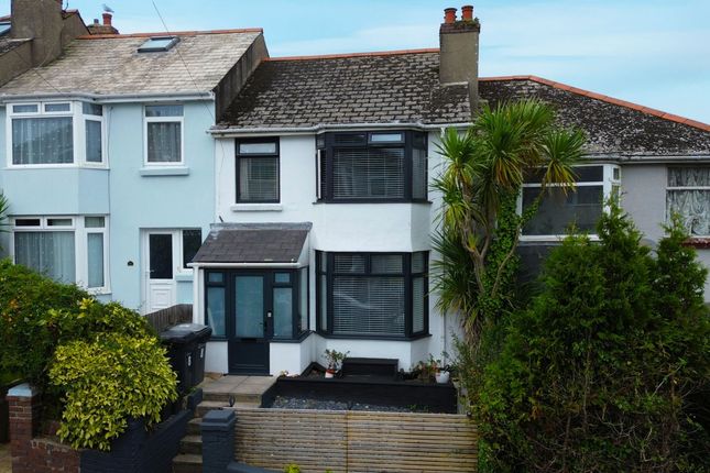 3-bed terraced on 8 Barton Avenue, Paignton, £220,000