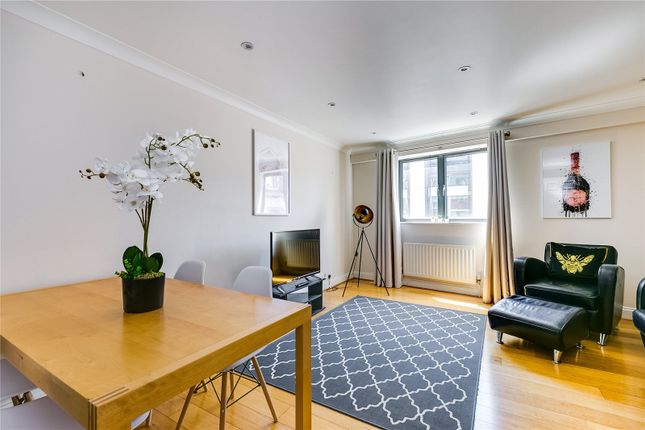 Thumbnail Flat to rent in Vauxhall Bridge Road, Westminster