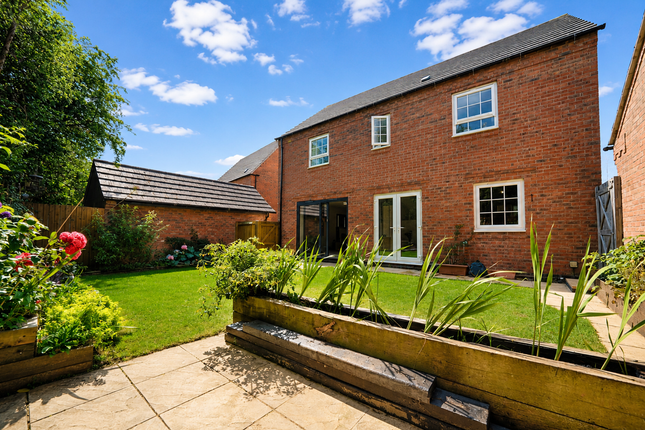 2 Luke Jackson Way, Markfield photo 3