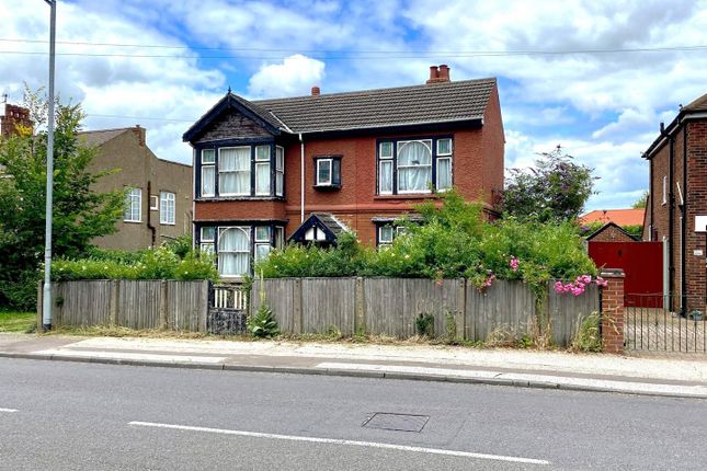 Thumbnail Detached house for sale in Normanston Drive, Lowestoft