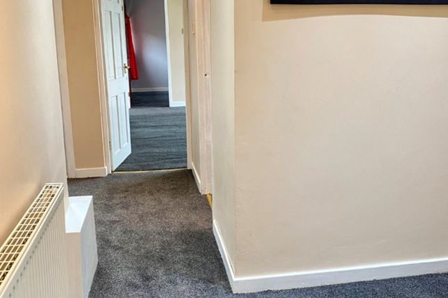 Terraced house to rent in Whitelaw Drive, Bathgate
