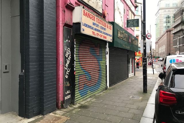 Retail premises to let in Middlesex Street, Spitalfields