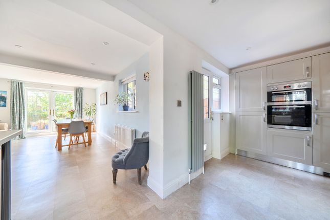 4, Browning Road, Fleet photo 4