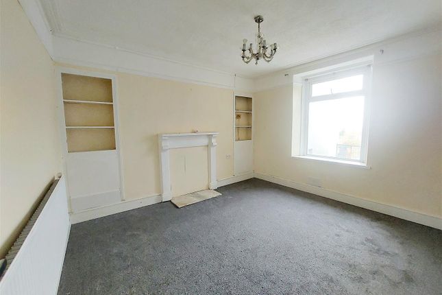 104 Victoria Road, Waunarlwydd photo 3