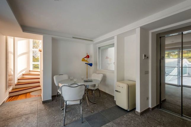 Villa for sale in Lombardia, Como, Appiano Gentile