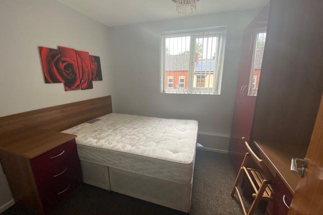 Flat to rent in Craven Street, Earlsdon, Coventry