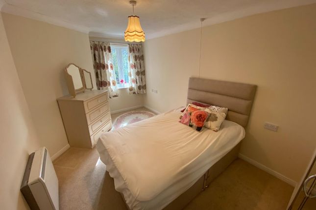 Flat for sale in Freshfield Road, Formby, Liverpool
