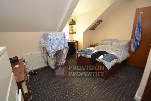 Terraced house to rent in Hessle Mount, Hyde Park, Leeds