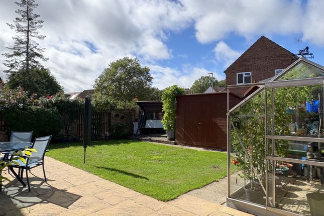 19 The Park, Northway, Tewkesbury photo 2