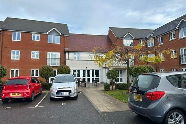 Flat for sale in Minster Drive, Herne Bay, Kent