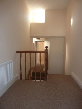 Flat to rent in Welsh Street, Chepstow, Monmouthshire