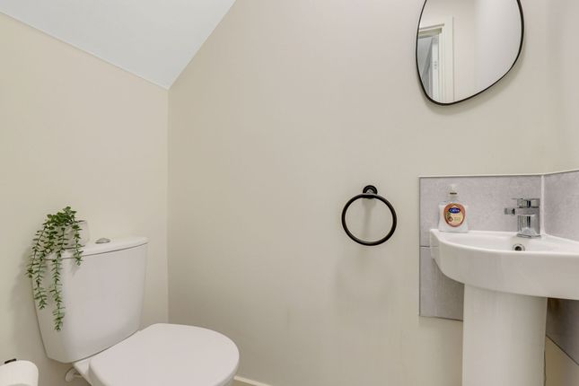 63 Horwood Drive, Nottingham photo 4
