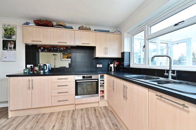67, Aymer Drive, Surrey photo 4