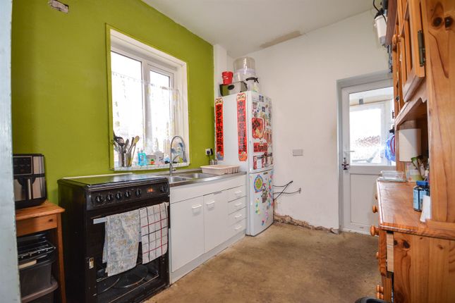 106 Wansbeck Road, Jarrow photo 4