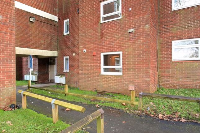 Thumbnail Flat for sale in Burford, Brookside, Telford