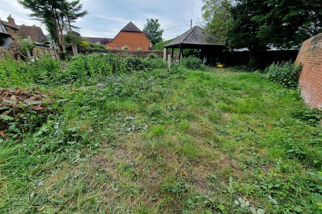 Newark Lane, Ripley photo 4
