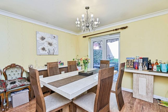 18, Aster Way, West Midlands photo 4