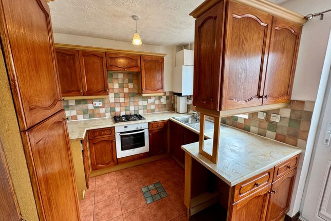 99, Seymour Avenue, BRANDON photo 3