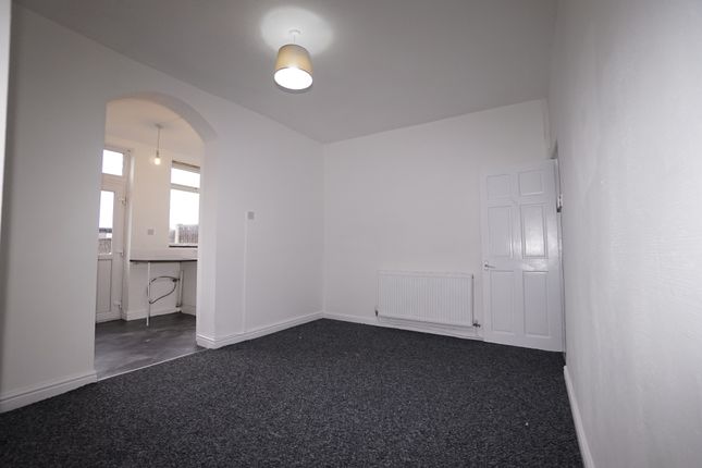 202, Poolstock Lane, Wigan photo 4