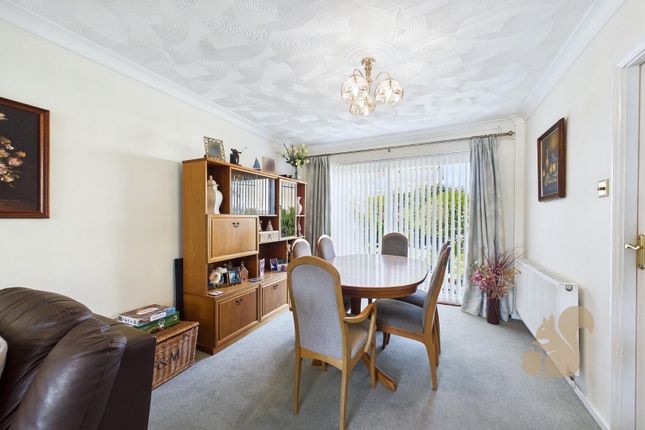 23, Spring Lane, Colchester photo 4