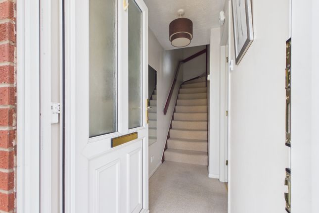 17, Foxley Court, Bourne photo 3