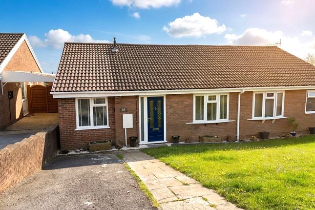 89 , Parc Brynmawr, Llanelli photo 5