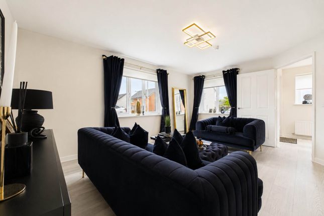 65, Old Meadow Walk, Wishaw photo 3