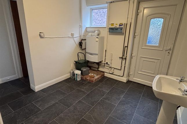 11, Locko Court, Spondon photo 4
