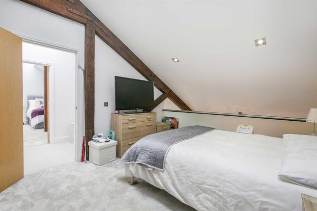 Flat for sale in The Carriages, Station Road, Ware