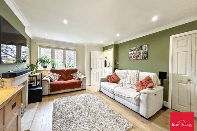 8 Calamanco Way, Manchester photo 3