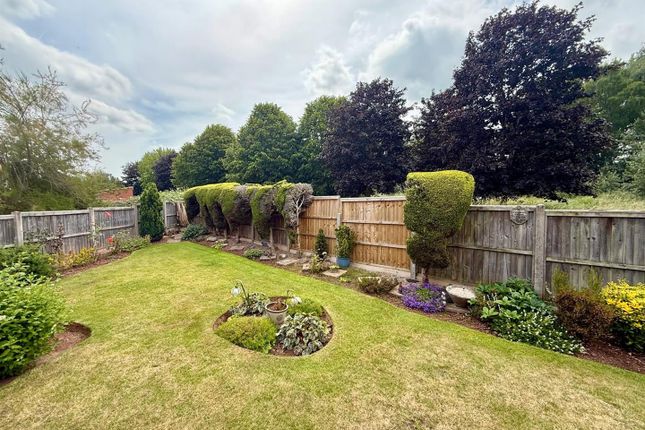 61, Grosmont Grove, Hereford photo 2