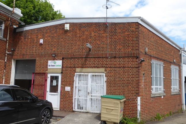 Light industrial for sale in Beechnut Rd, Aldershot