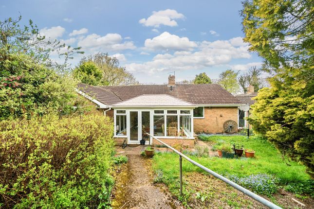 AVELEY WYCHEND, Goatacre Road, Alton photo 2
