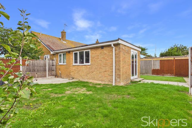 25 The Fairway, Romney Marsh photo 4